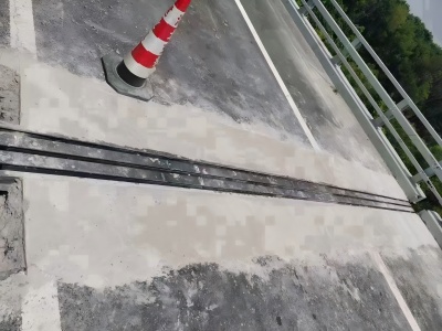 利通伸缩缝更换后浇筑材料快速结构修补料速砼的产品特点及施工流程​